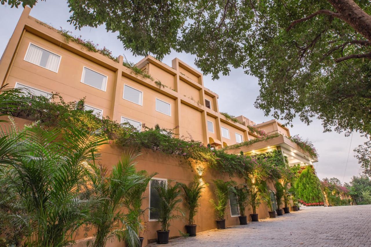 The Lalita Grand Mathura- Vrindavan 외부 사진