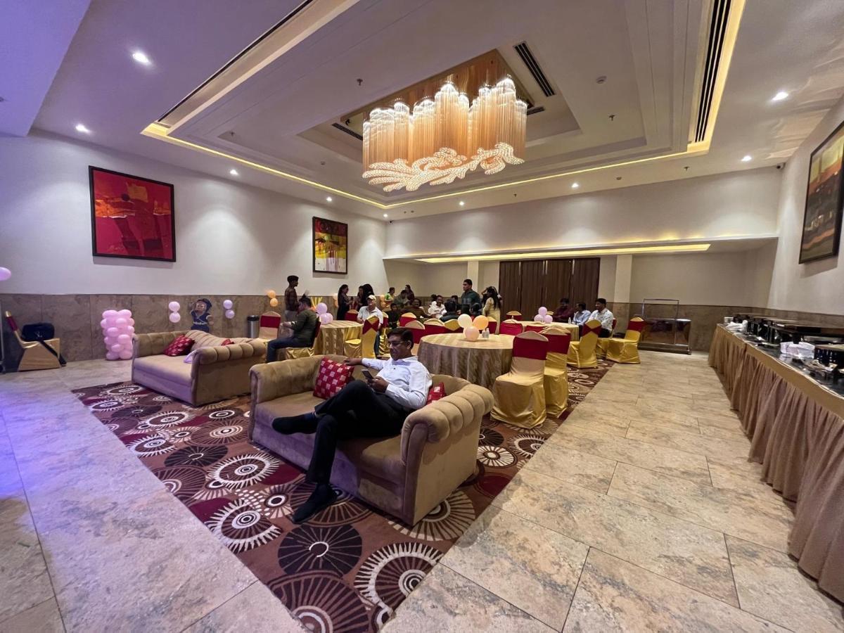 The Lalita Grand Mathura- Vrindavan 외부 사진